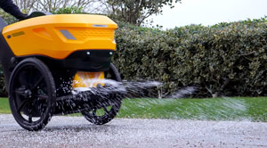 What is this? Turbocast 400™ 3-7m grit spreading width